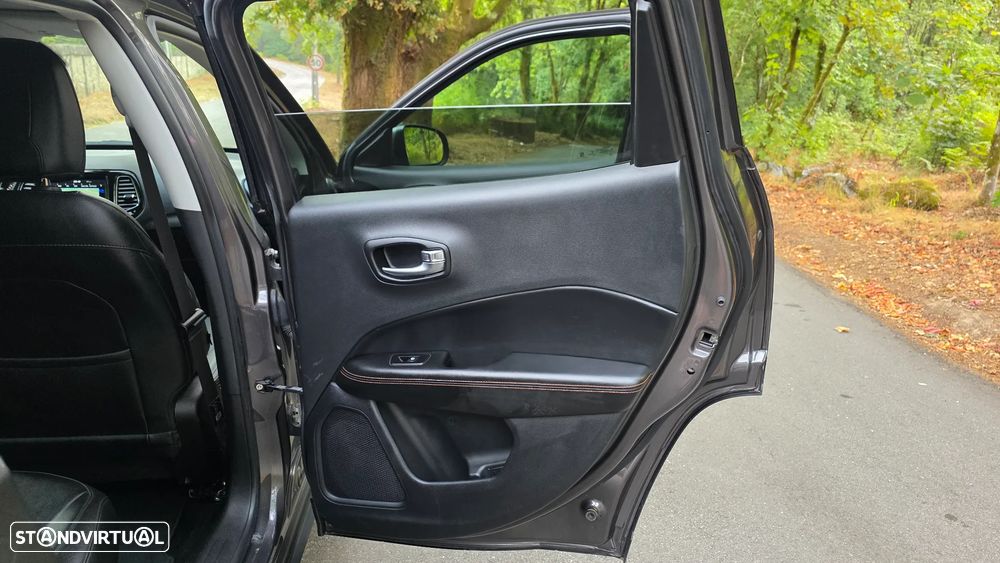 Jeep Compass 1.6 M-Jet Limited - 15