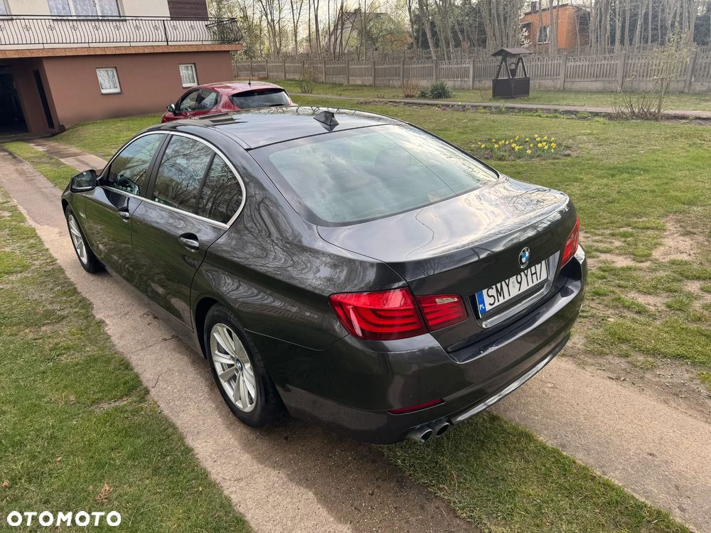 BMW Seria 5 520d Modern Line - 4