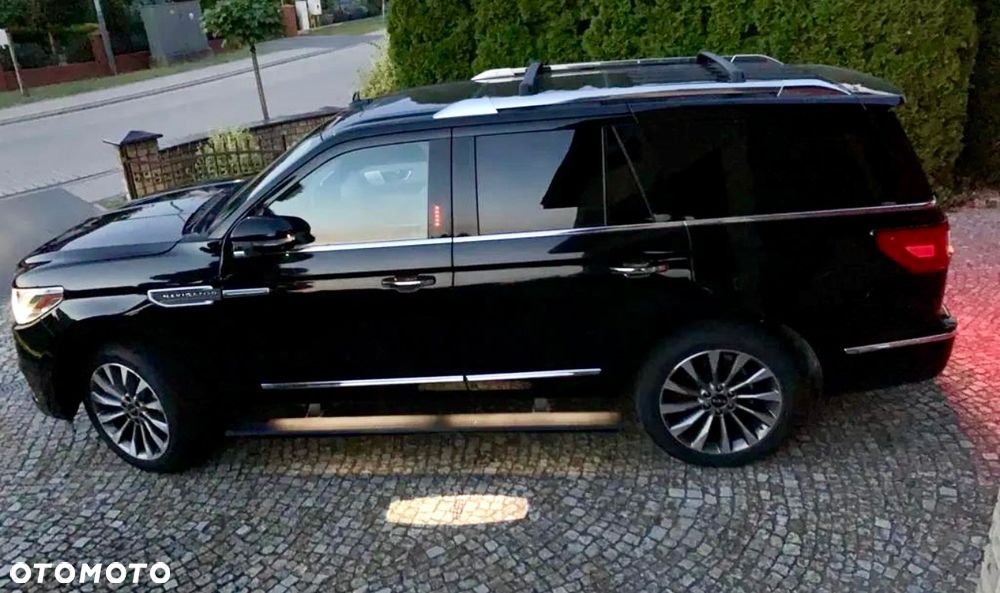 Lincoln Navigator - 11