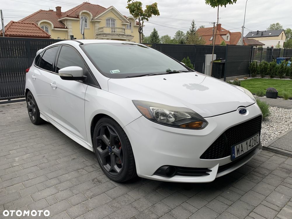 Ford Focus 2.0 EcoBoost ST - 1