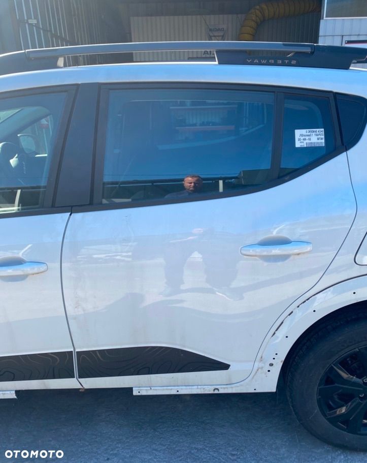 DACIA SANDERO 3 III STEPWAY lift IGŁA ! Kompletne drzwi lewy tył lewe tylne tylnie DV369 DV 369 OV369 OV 369 - 2