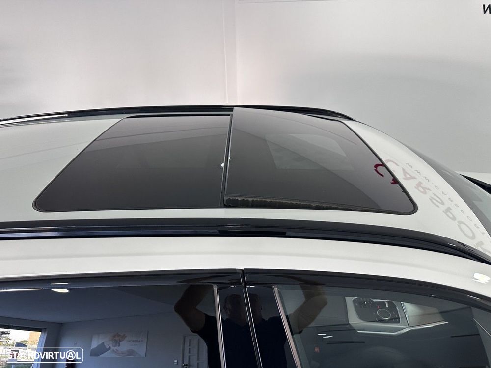BMW 330 e Pack Desportivo M Pro Auto - 11