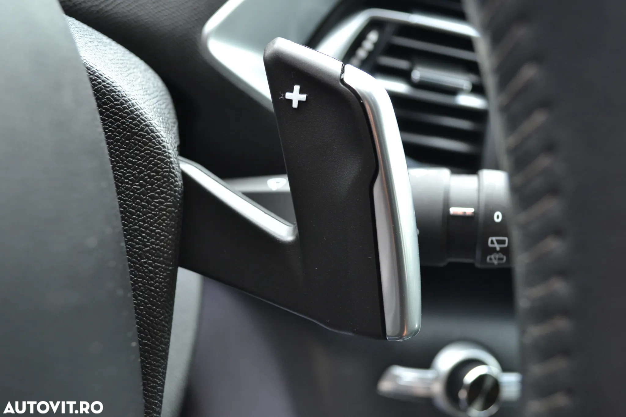 Peugeot 308 PureTech 130 EAT8 Allure - 16