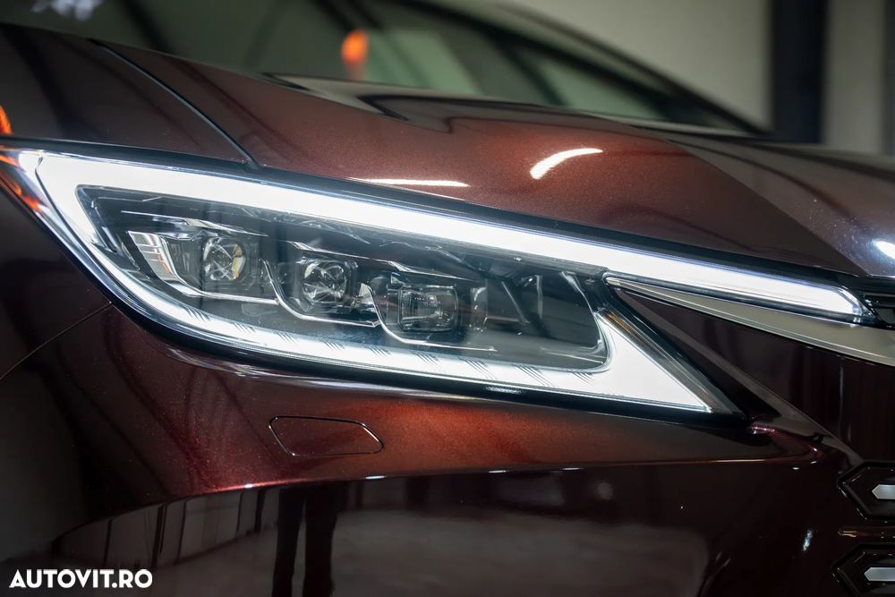 Lexus LM 350h Luxury - 14