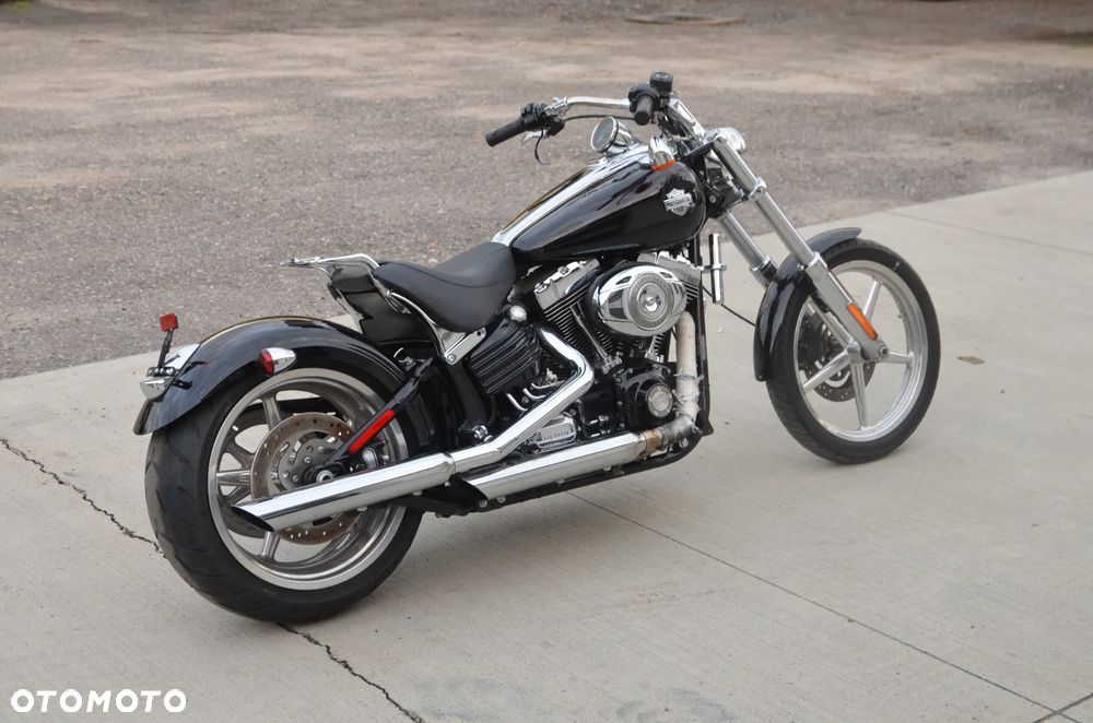 Harley-Davidson Softail Breakout - 7
