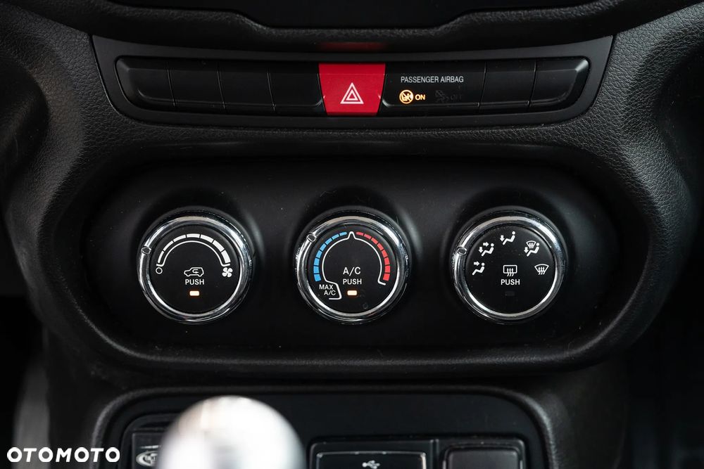 Jeep Renegade 1.6 E-TorQ Sport FWD - 9