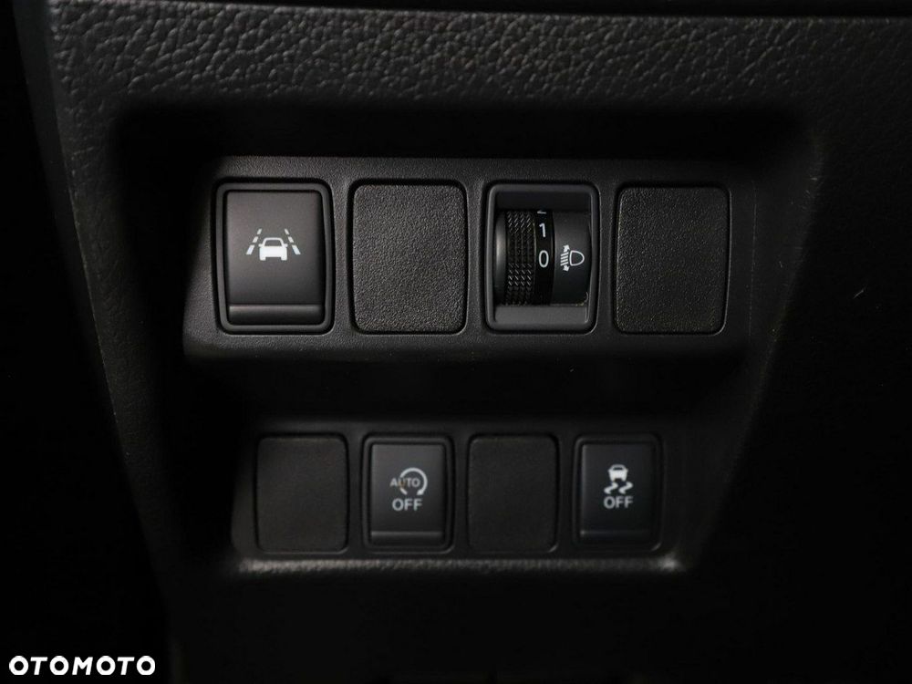 Nissan Qashqai 1.6 DIG-T N-Connecta - 35