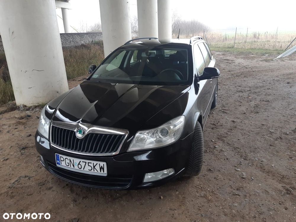 Skoda Octavia 1.8 TSI Ambiente - 1
