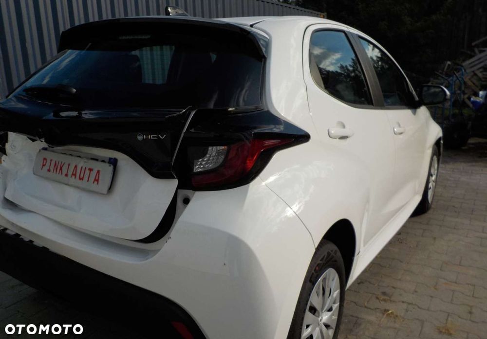 Toyota Yaris - 12