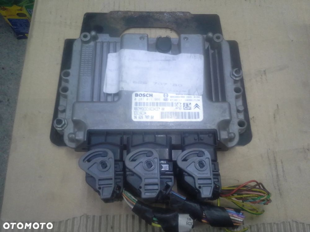 Citroen C4 1.6 HDi zestaw startowy komputer 0281011966 BSI BSM stacyjka klucze - 2