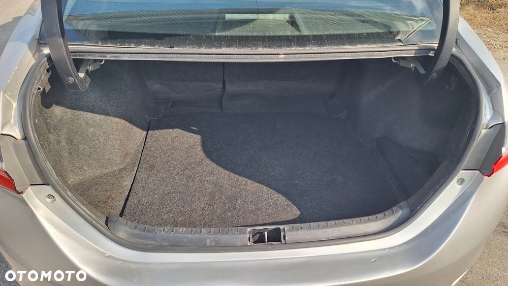 Toyota Corolla 1.6 Comfort - 22