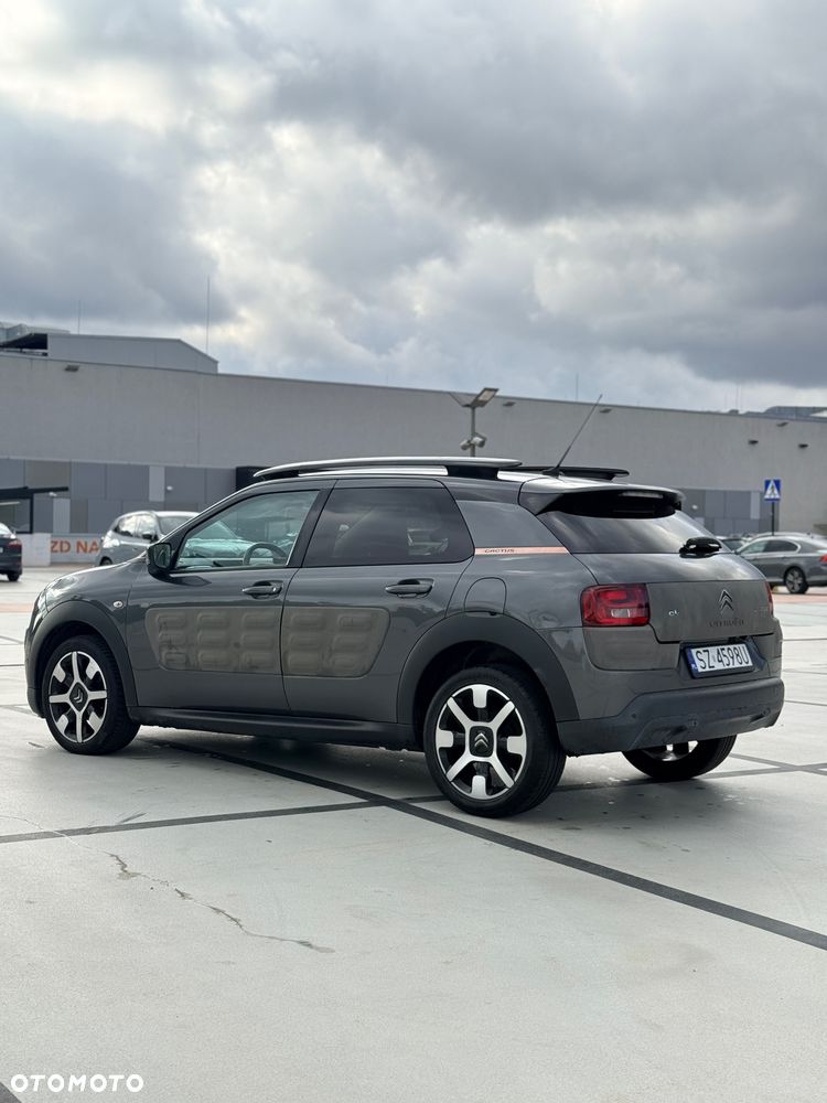 Citroën C4 Cactus 1.2 PureTech Shine Edition S&S - 4