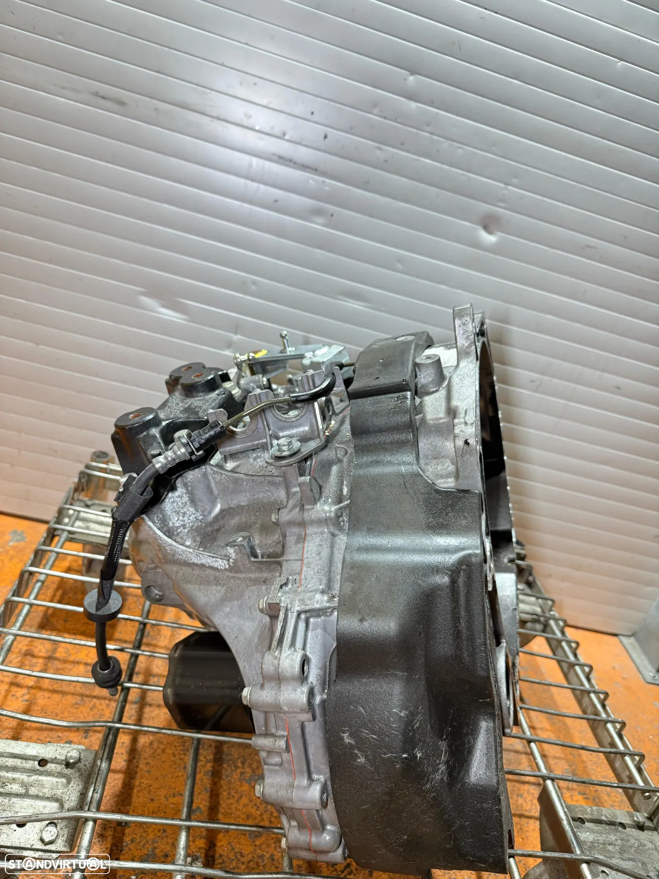 Caixa de Velocidades Land Rover Range Rover 2.0 D Ref: J9C3-7002-BC/204DTD - 2