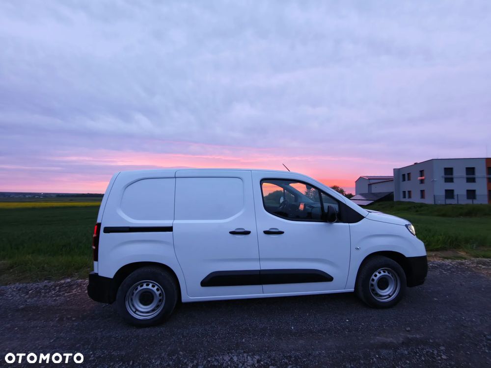 Toyota Proace City - 21