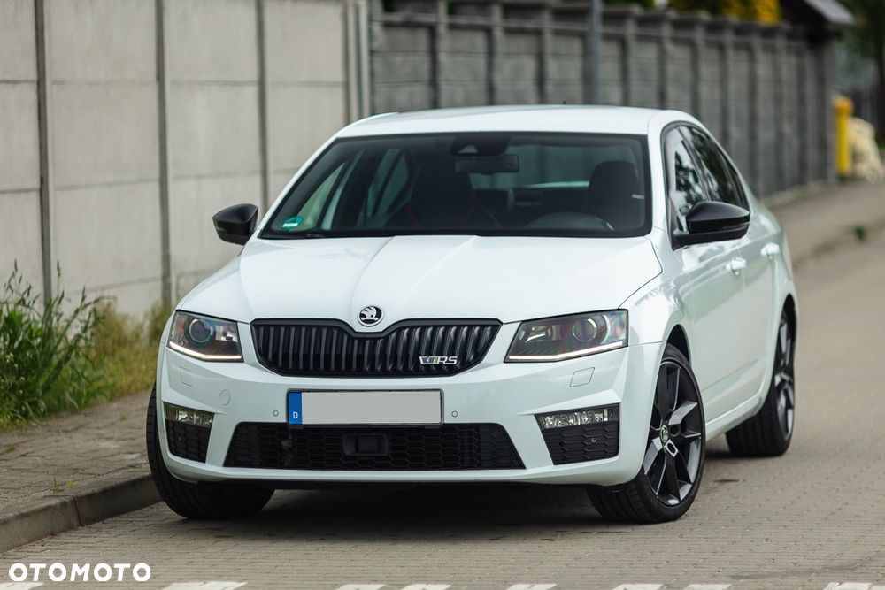 Skoda Octavia 2.0 TDI DSG RS - 8
