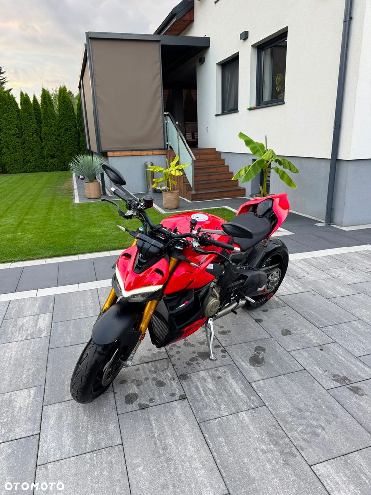 Ducati Streetfighter V4 - 1