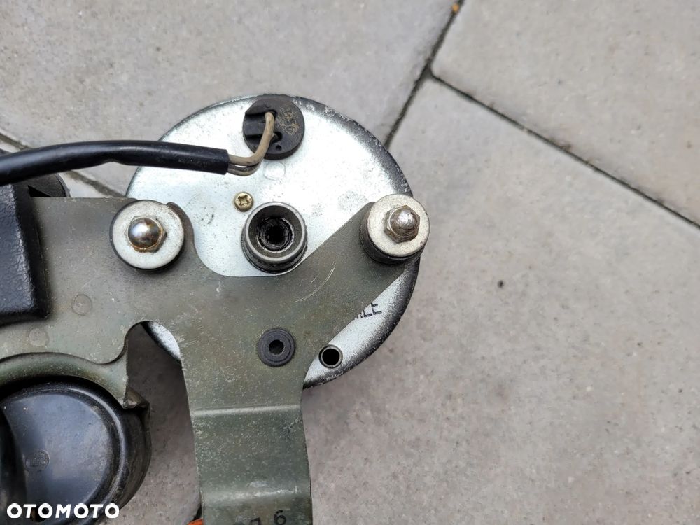 Licznik, zegar, prędkościomerz, stacyjka Suzuki GN 125 1983 - 12