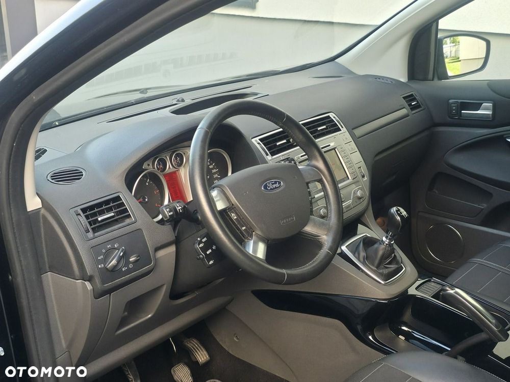 Ford Kuga - 7