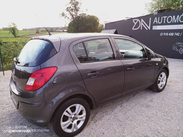 Opel Corsa 1.2 Enjoy