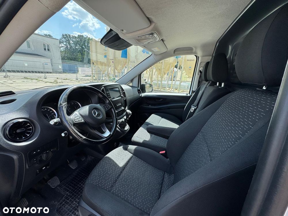 Mercedes-Benz Vito - 17