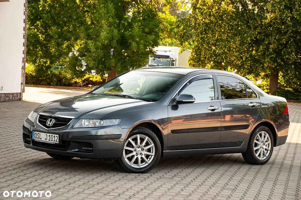Honda Accord 2.0 Sport - 10
