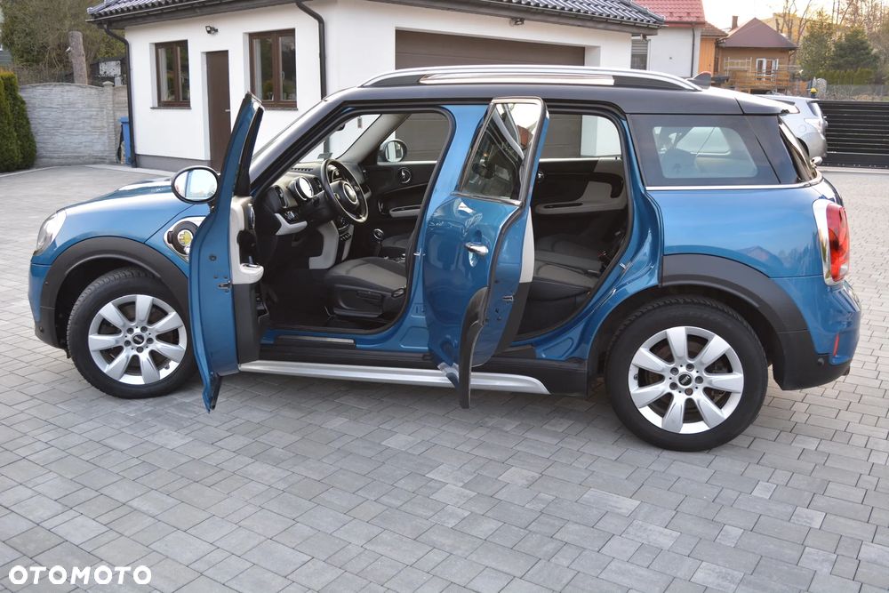 MINI Countryman Cooper SE ALL4 Shadow Edition - 13