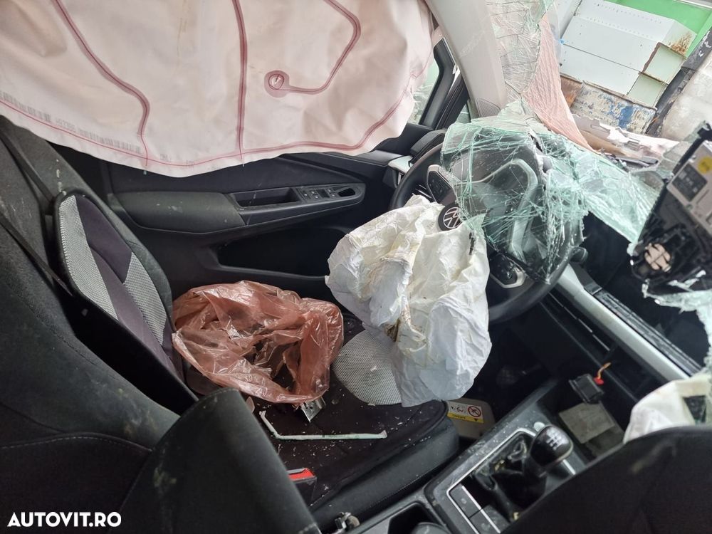 Fuzeta stanga fata 2.0 tdi DTRD Volkswagen VW Golf 8 [2020 - 2024] 2. - 6