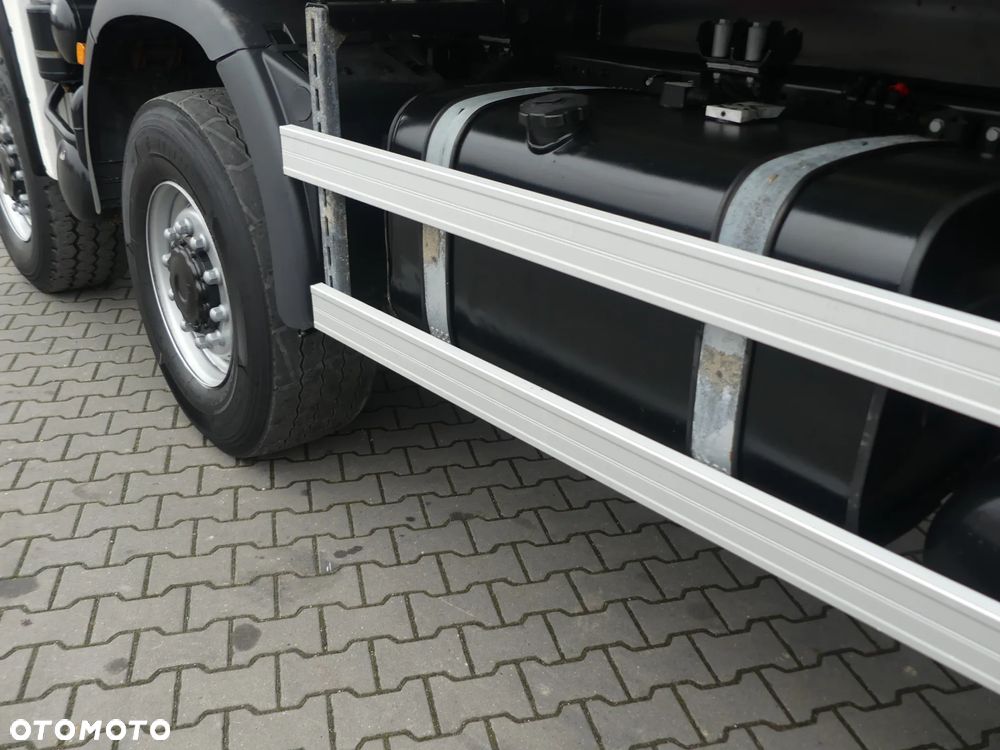 MAN TGS 41.470 / 8x8 / WYWROTKA KH-KIPPER / MANUAL / NISKI PRZEBIEG / - 22