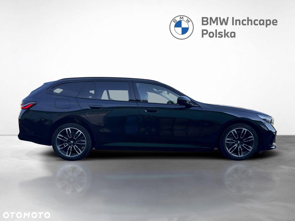 BMW i5 - 7