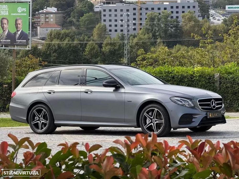 Mercedes-Benz E 300 de AMG Line - 25