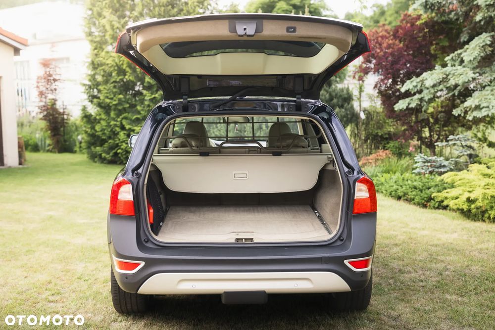 Volvo XC 70 D5 AWD Summum - 7