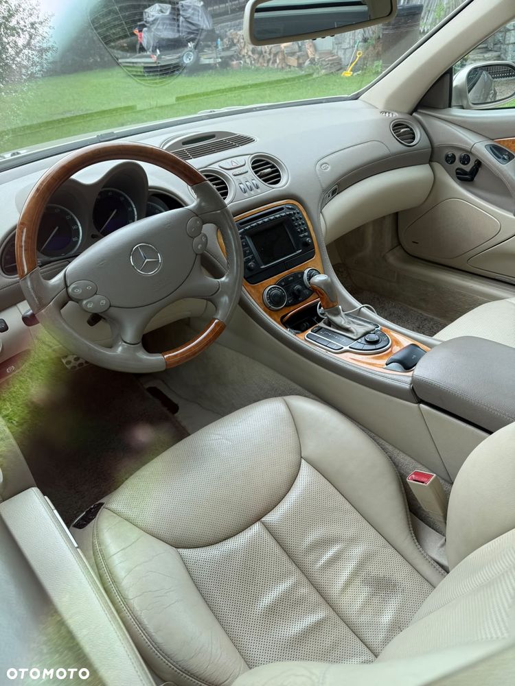 Mercedes-Benz SL - 8