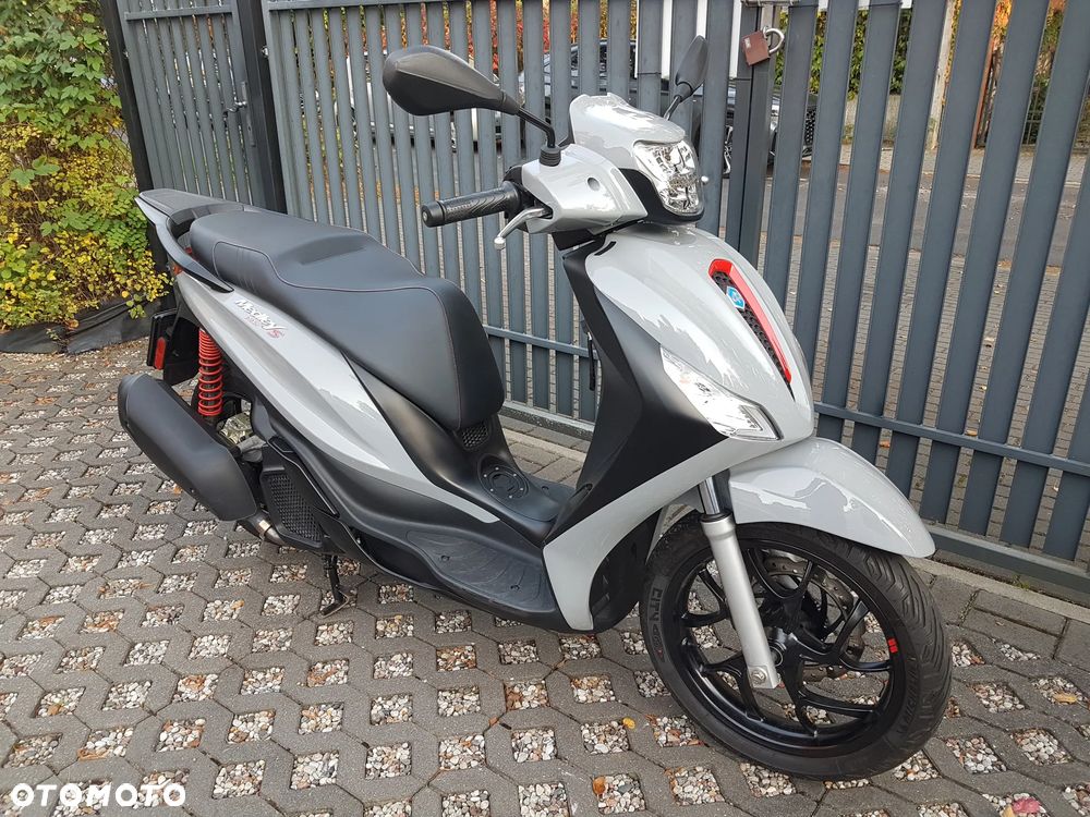 Piaggio Medley - 10