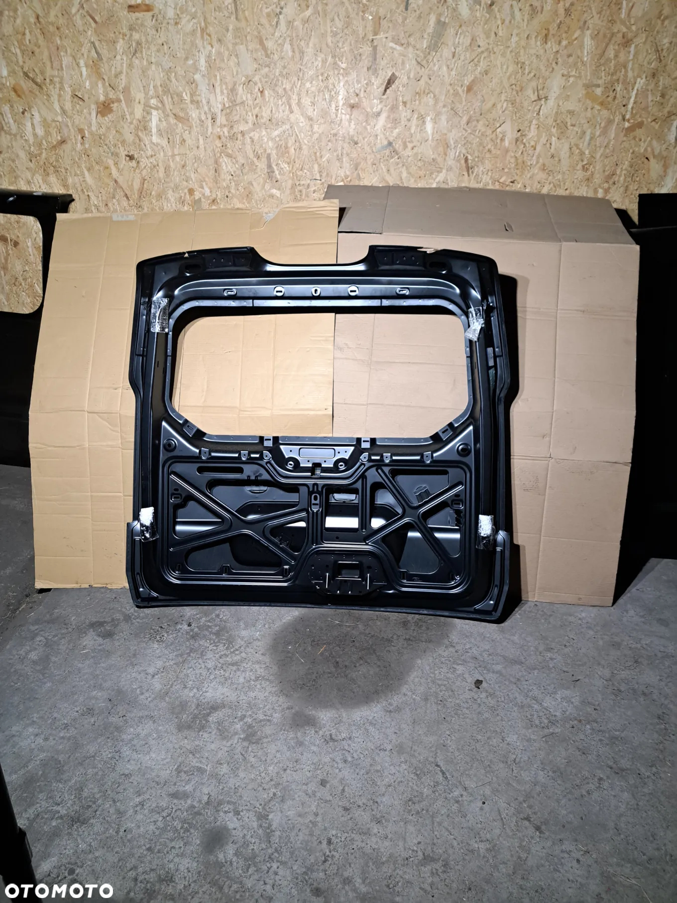 Klapa tylna tył Ford Transit Tourneo Connect II MK-2 PDT11-V40706-BF 2187796 2016-2019  Klapa pokrywa bagażnika Ford Transit Tourneo Connect MK-2 II 2016 2017 2018 2019 - 10