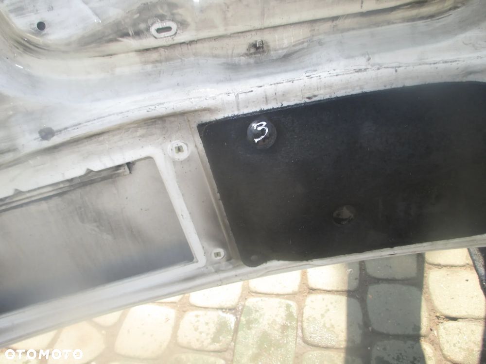 maska Trafic Vivaro - 4