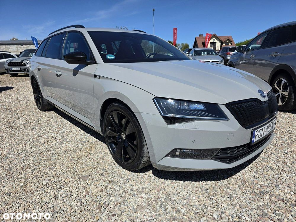 Skoda Superb 2.0 TDI SCR Sportline DSG - 33