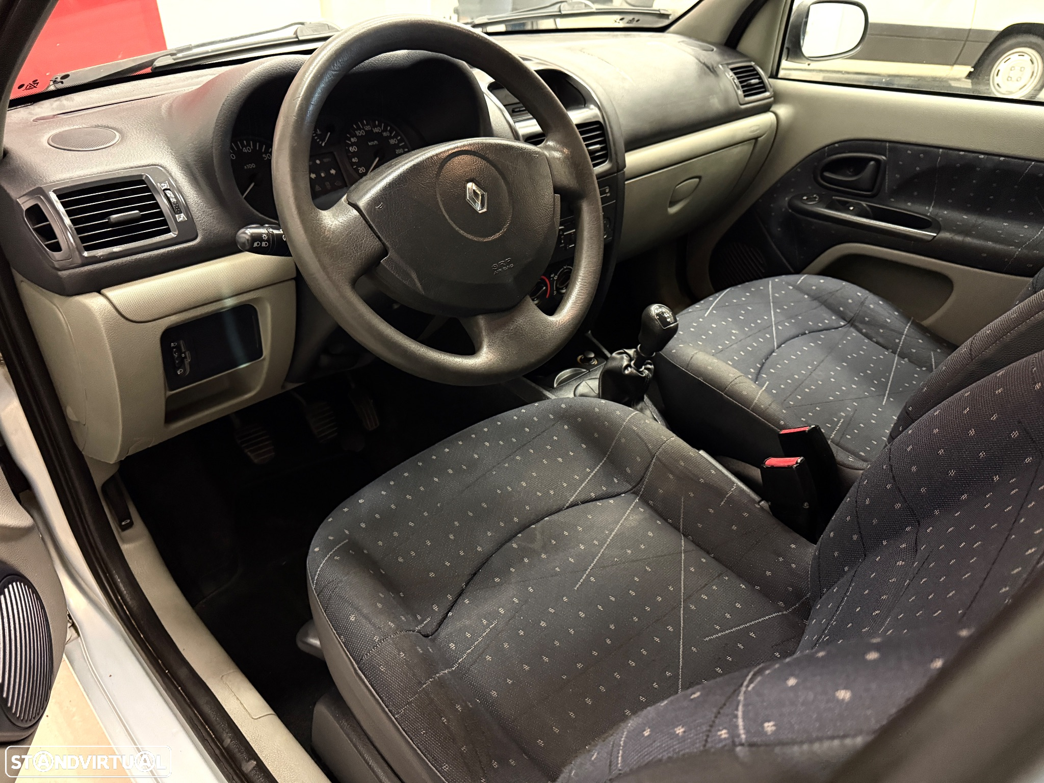 Renault Clio 1.2 16V Extreme - 5