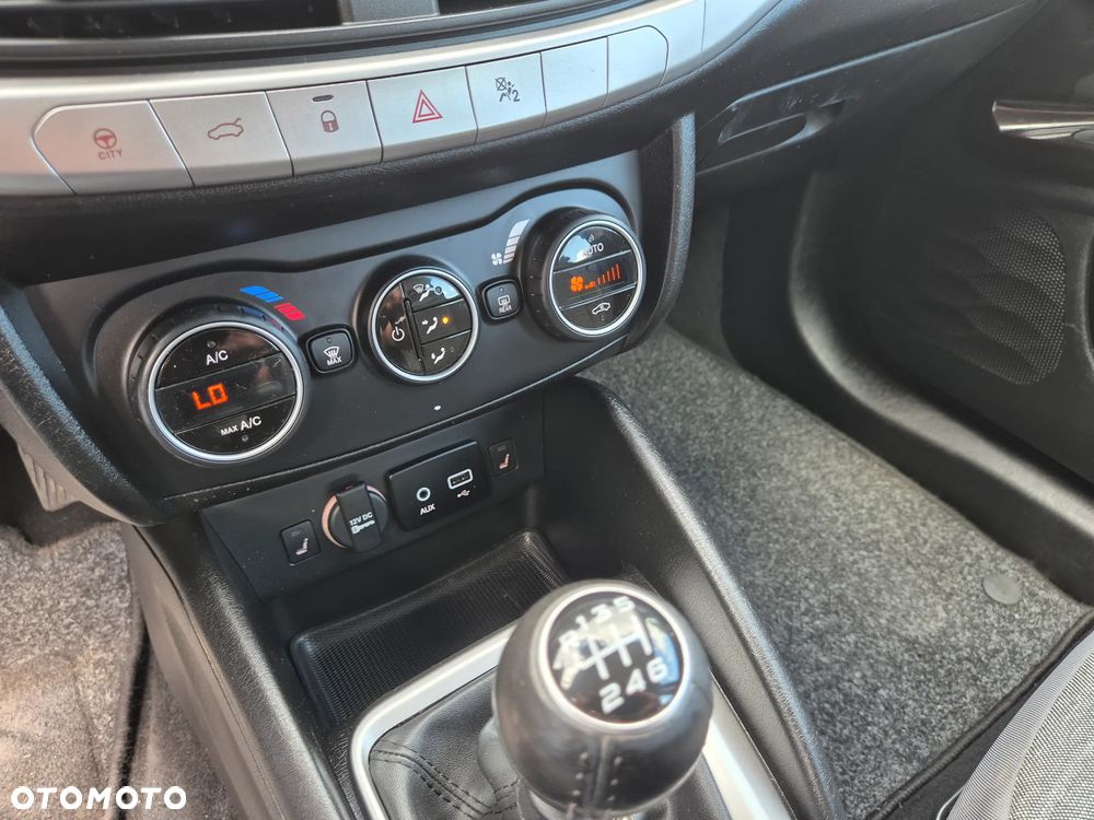 Fiat Tipo 1.6 MultiJet 16v Mirror - 38