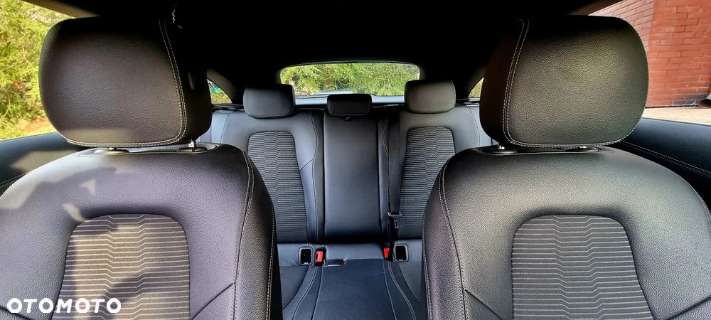 Mercedes-Benz CLA 220 d Edition 1 8G-DCT - 23