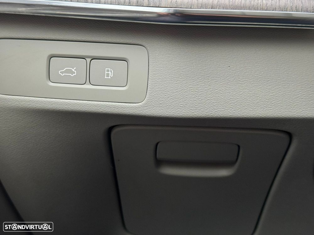 Volvo XC 90 2.0 T8 PHEV Plus Bright AWD - 38
