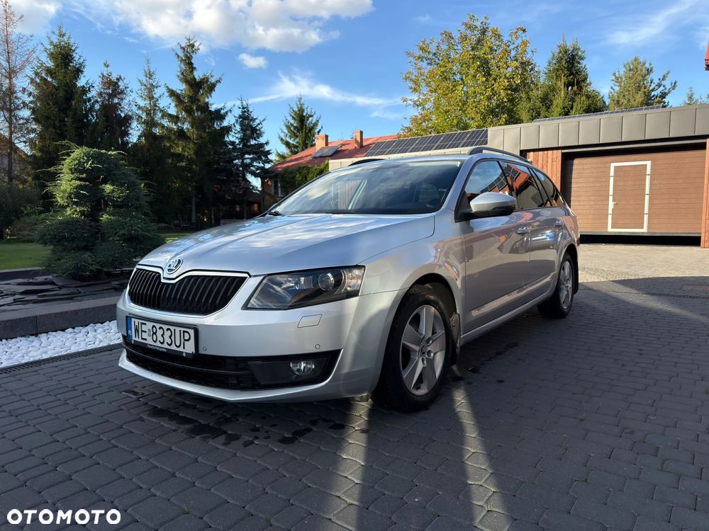 Skoda Octavia 2.0 TDI Edition DSG - 8
