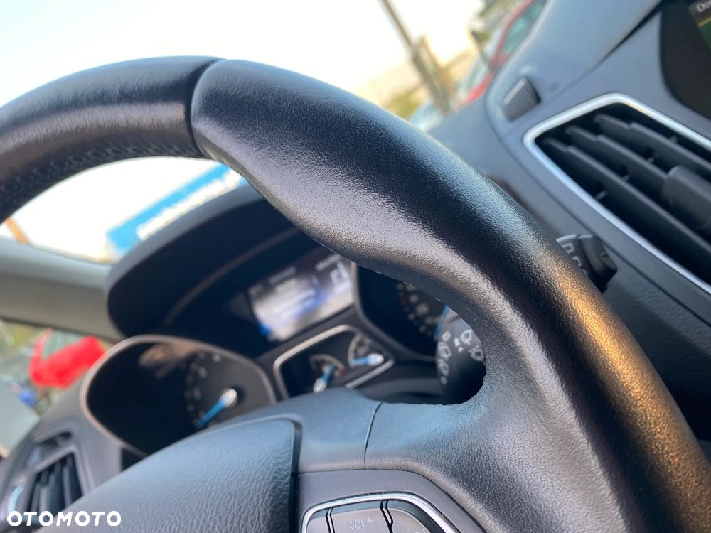 Ford Grand C-MAX - 22