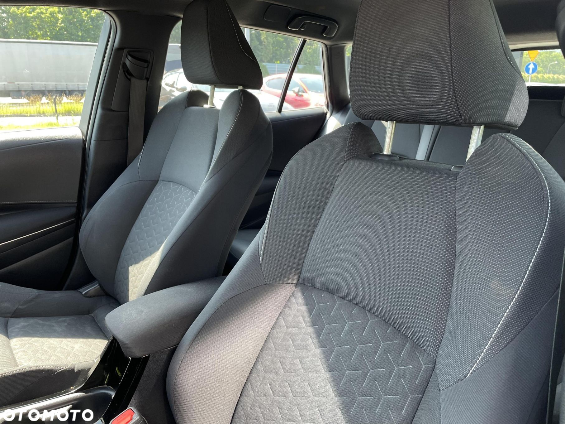Toyota Corolla - 11