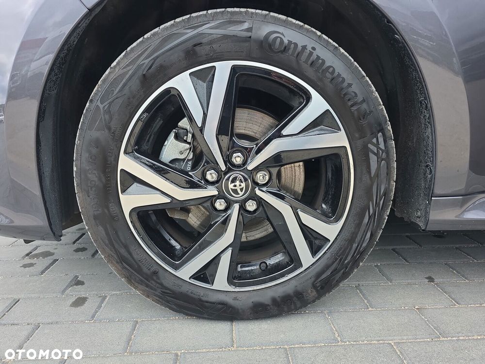 Toyota Yaris Hybrid 1.5 Style - 27