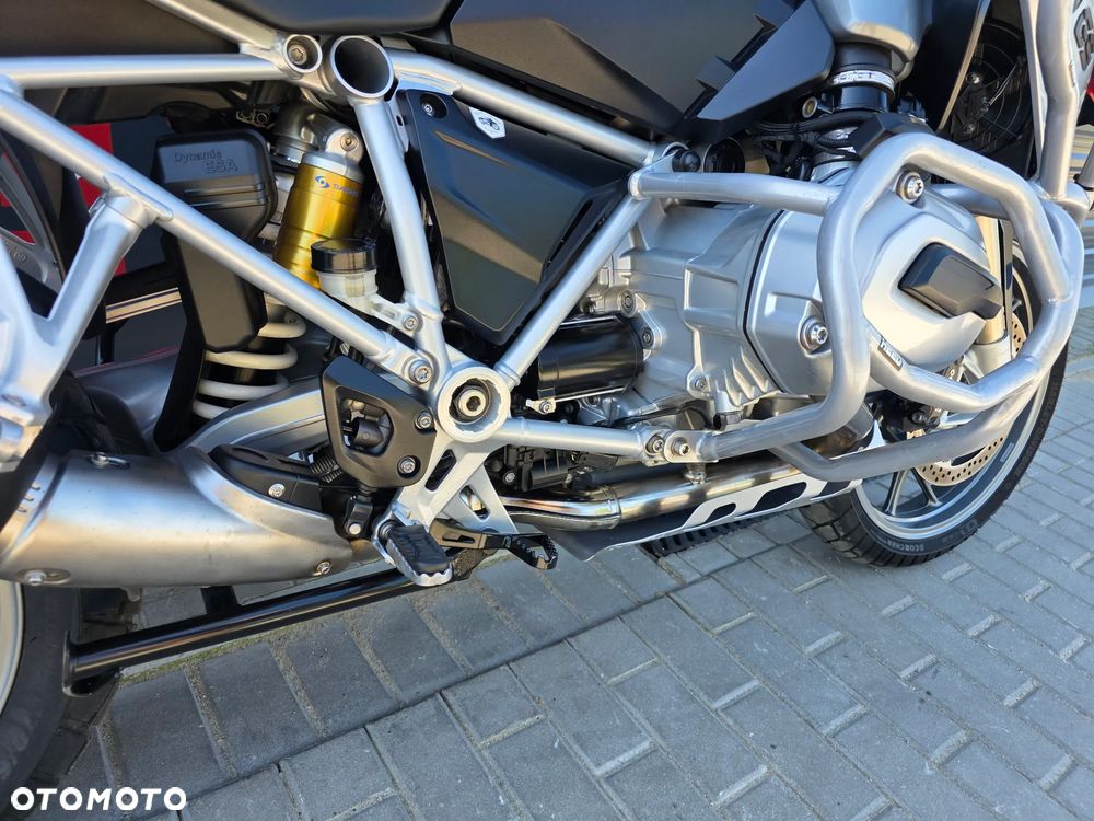 BMW R - 12