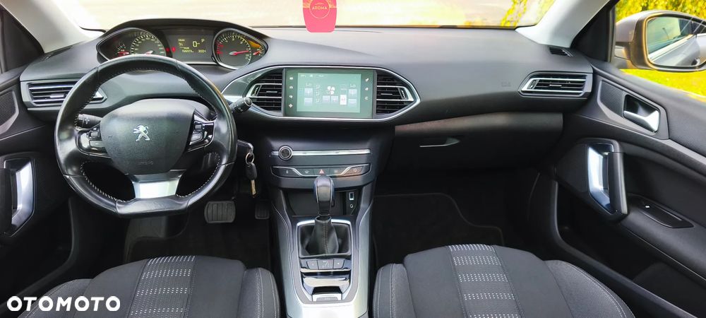 Peugeot 308 - 4