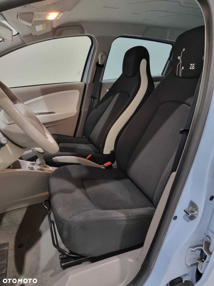 Renault Zoe - 23