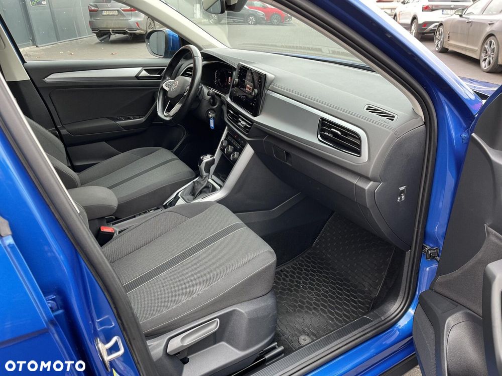 Volkswagen T-Roc - 23