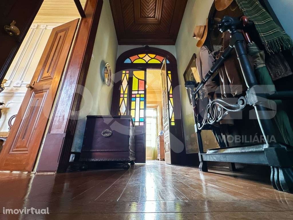 Moradia Secular de Charme | Casa + Jardim + Anexos | Potencial Hote... - Grande imagem: 5/55