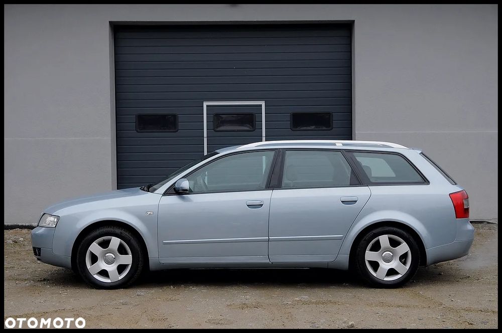 Audi A4 Avant - 22
